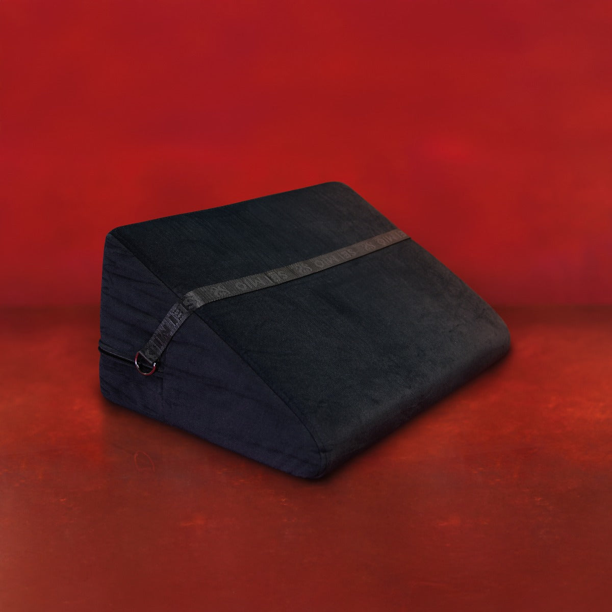 SEI MIO - Booty Booster - Cuff-Ready Padded Positioning Wedge